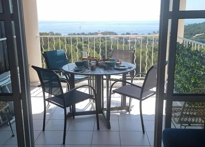 Agay Cap Esterel Le Hameau F2 Clim Plein Sud Dernier Etage Magnifique Vue Mer