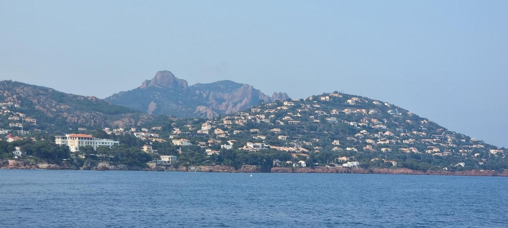 Agay Cap Esterel Le Hameau F2 Clim Plein Sud Dernier Etage Magnifique Vue Saint-Raphaël