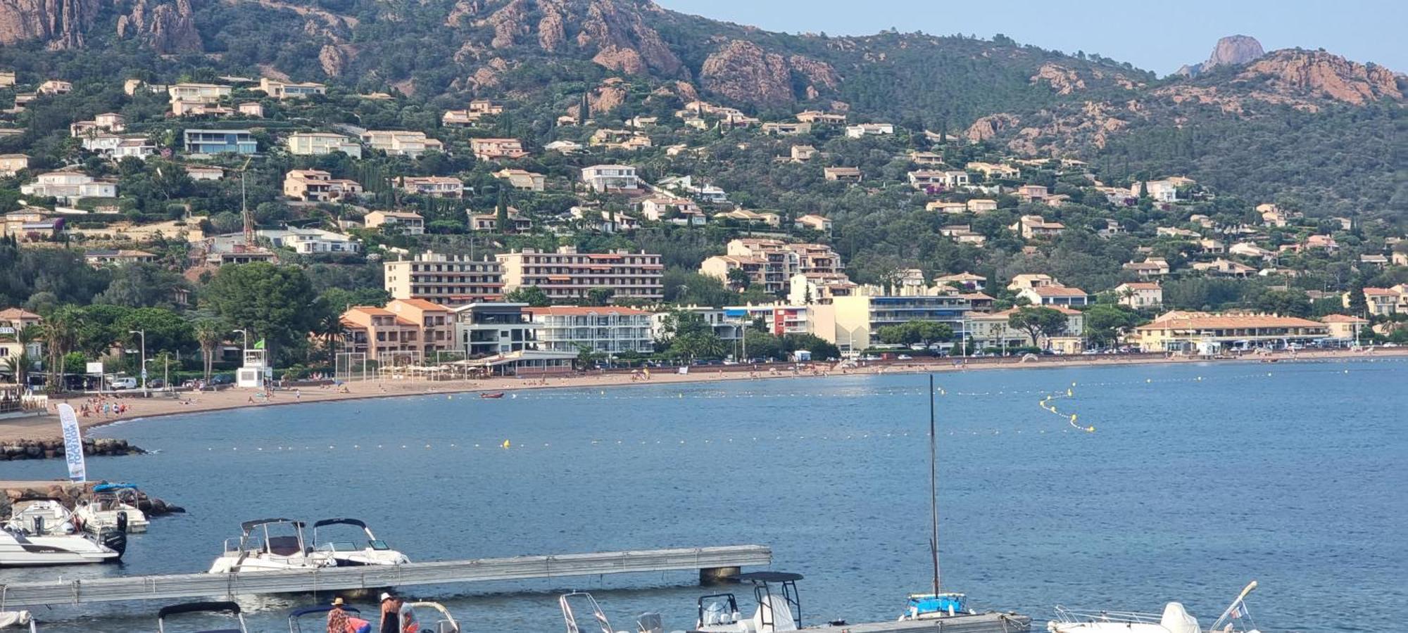Agay Cap Esterel Le Hameau F2 Clim Plein Sud Dernier Etage Magnifique Vue Appartamento *
