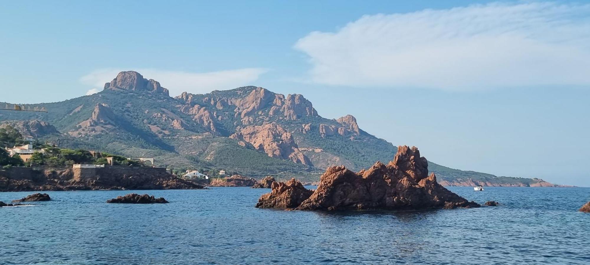 Agay Cap Esterel Le Hameau F2 Clim Plein Sud Dernier Etage Magnifique Vue