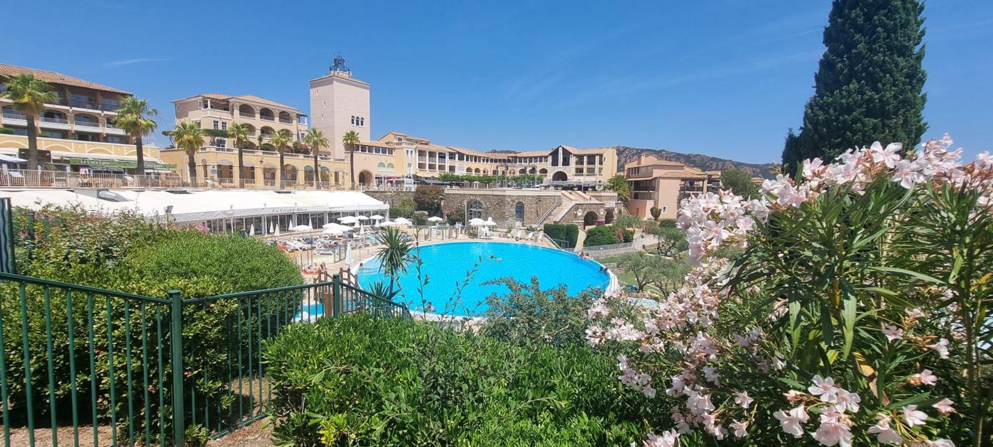 Agay Cap Esterel Le Hameau F2 Clim Plein Sud Dernier Etage Magnifique Vue * Saint-Raphael (Var)