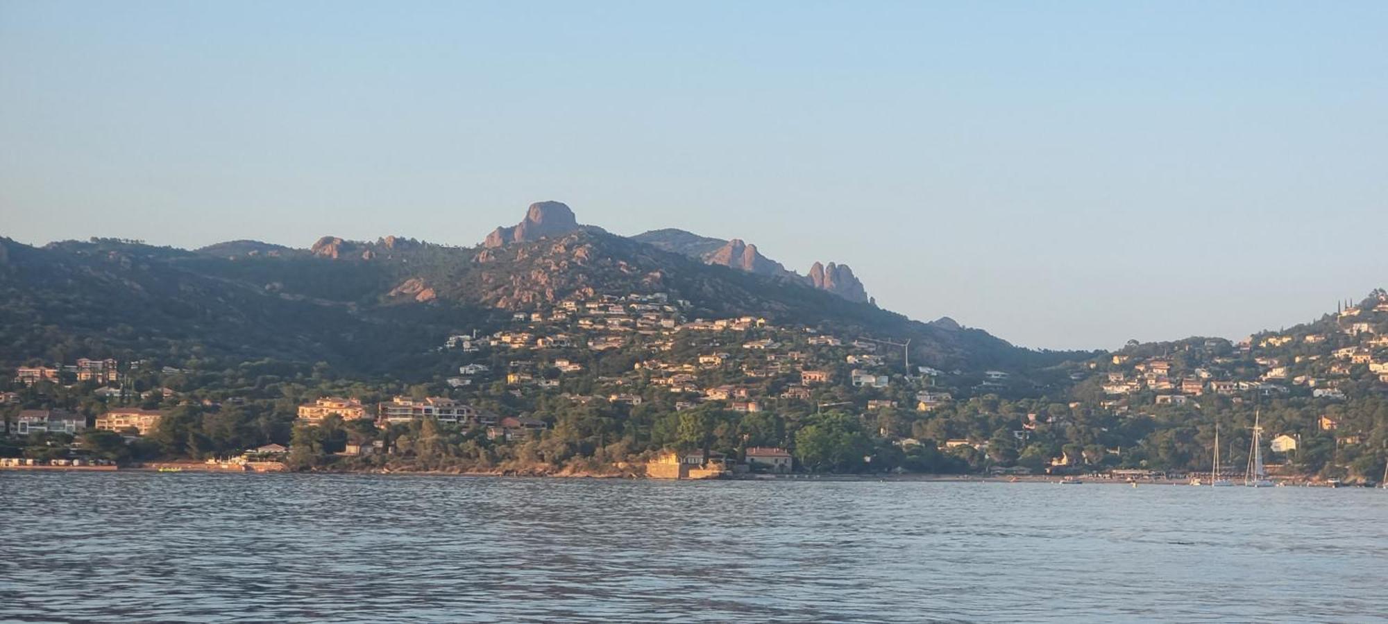 Agay Cap Esterel Le Hameau F2 Clim Plein Sud Dernier Etage Magnifique Vue Saint-Raphaël
